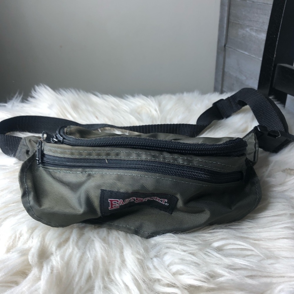 East Sport vintage 90s fanny pack belt bag